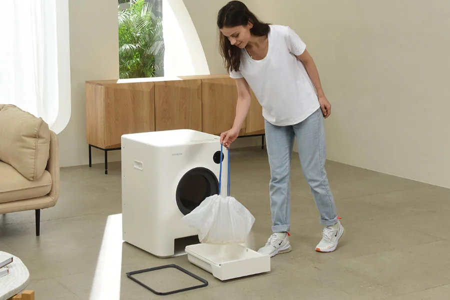 robot cat litter box